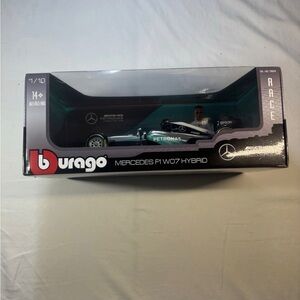 BBurago F1 Formula 1 racing 1:18 Die Cast Cars Ferrari, Red Bull, Mercedes NEW